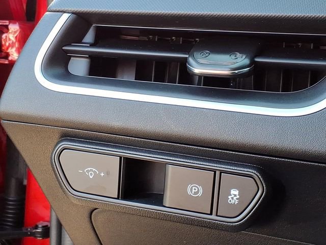 Used 2025 Kia K4 LXS image 17