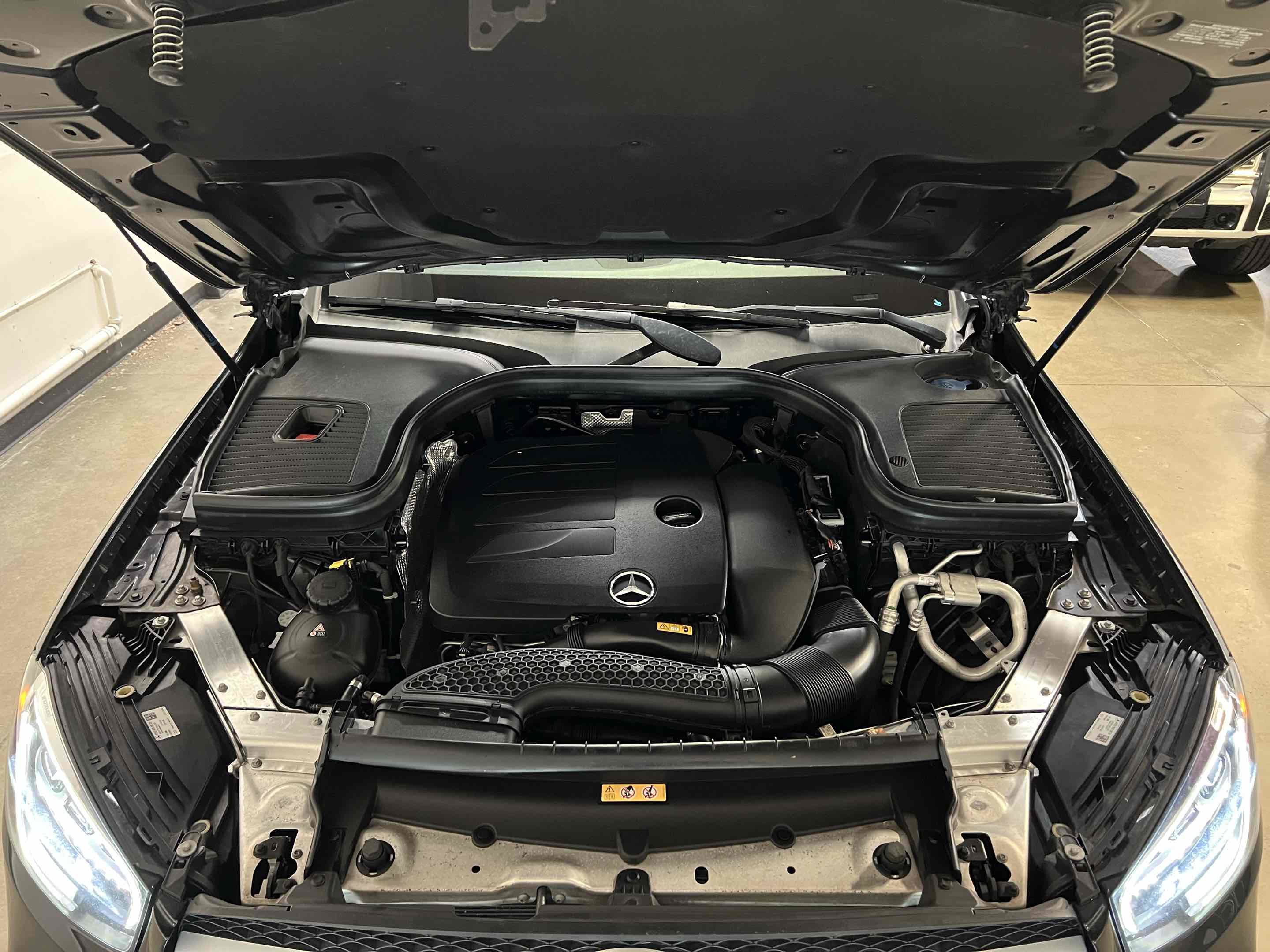 Used 2022 Mercedes-Benz GLC 300 image 47