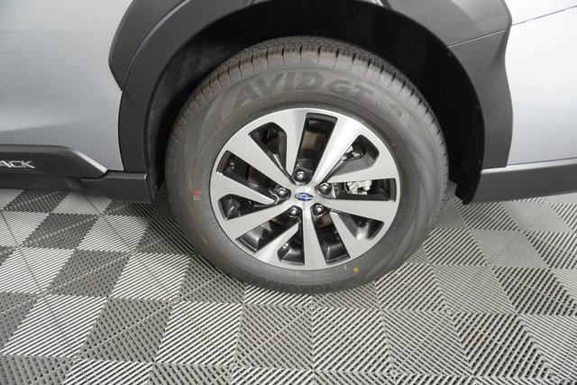 New 2025 Subaru Outback Premium image 8