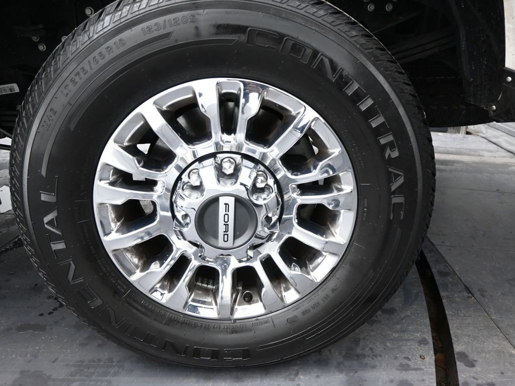 Used 2022 Ford F250 Lariat w/ Chrome Package AWD/4WD image 40