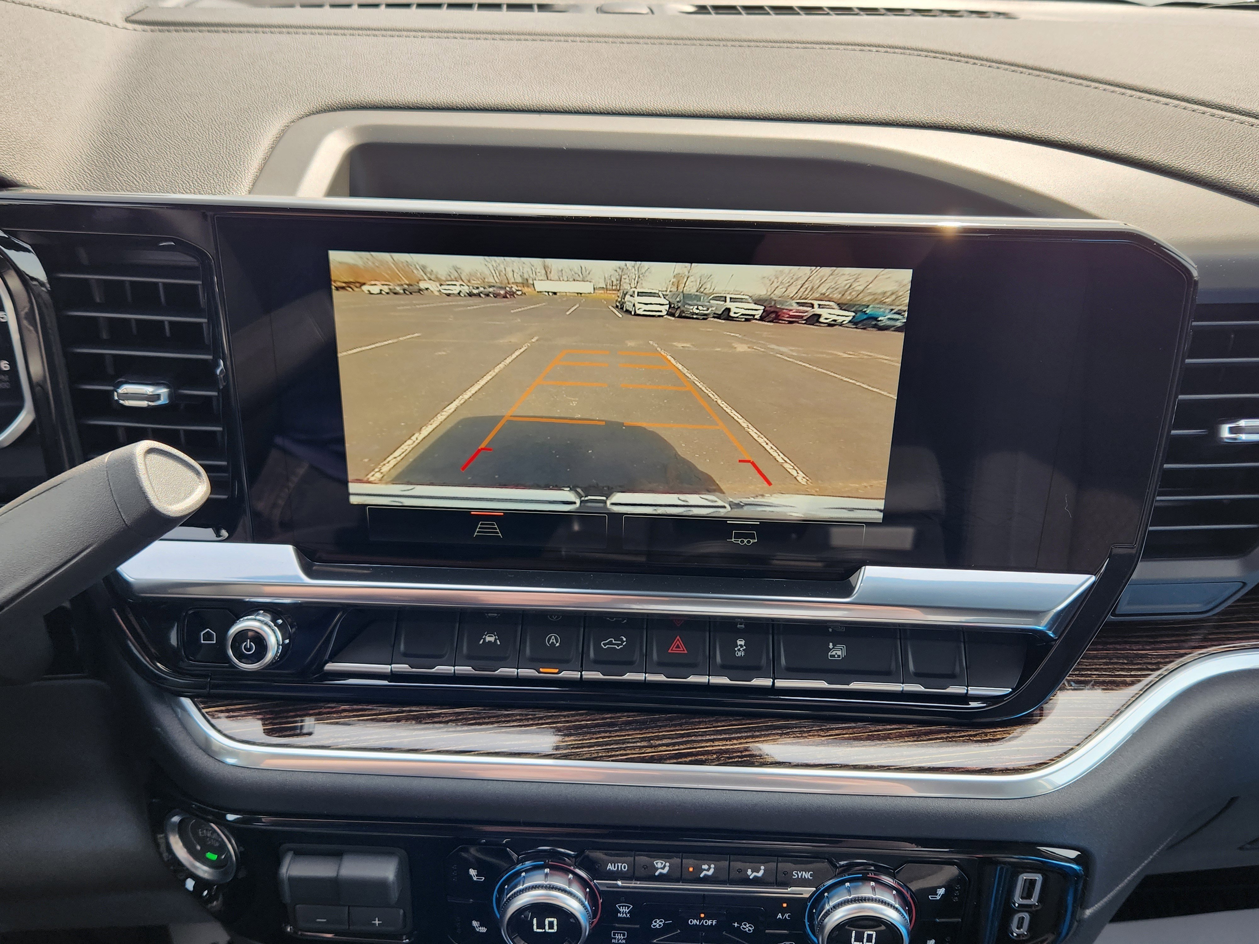 New 2026 GMC Sierra 1500 SLE image 12