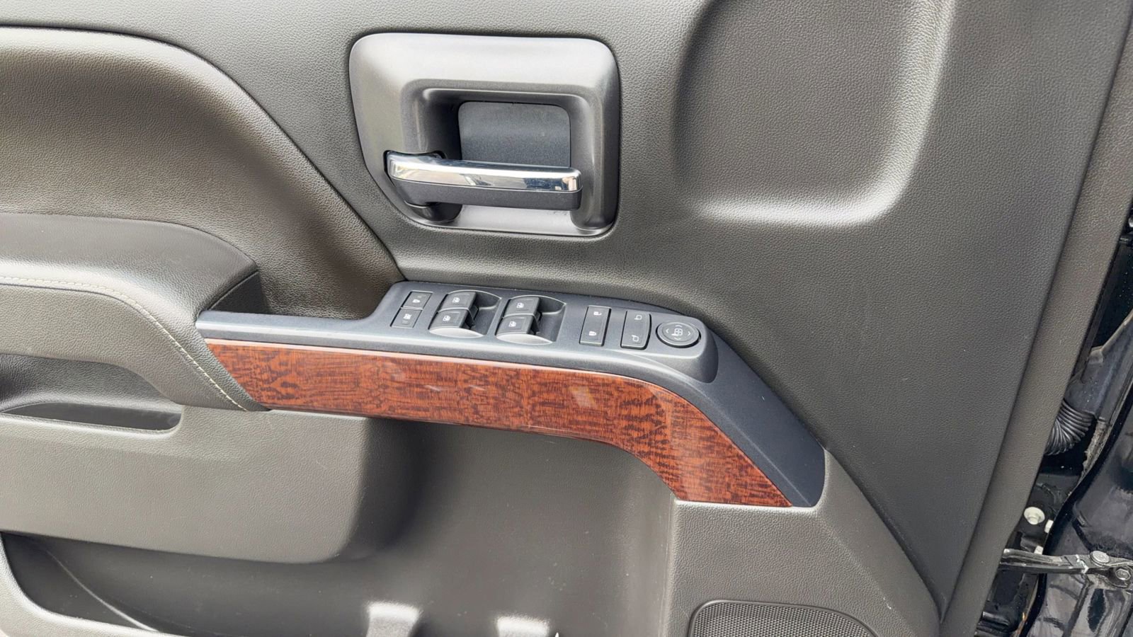 Used 2016 GMC Sierra 1500 SLE w/ Texas SLE Value Package image 18