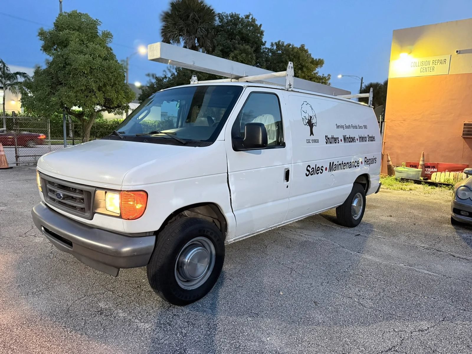Used 2006 Ford E-250 and Econoline 250 RWD image 11