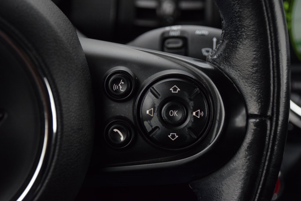 Used 2018 MINI Cooper Convertible image 22