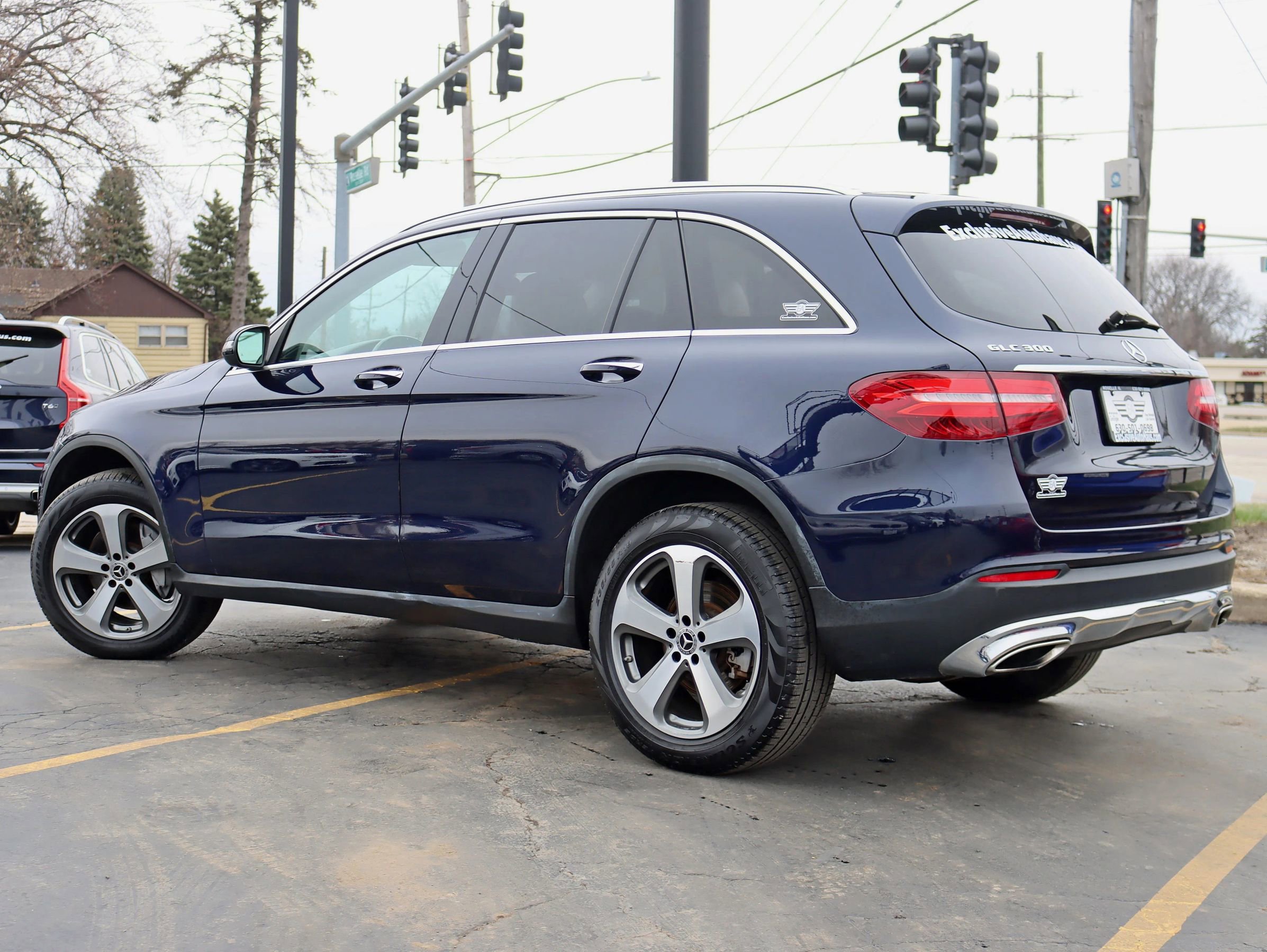 Used 2019 Mercedes-Benz GLC 300 GLC 300 4MATIC Sport Utility 4 image 10