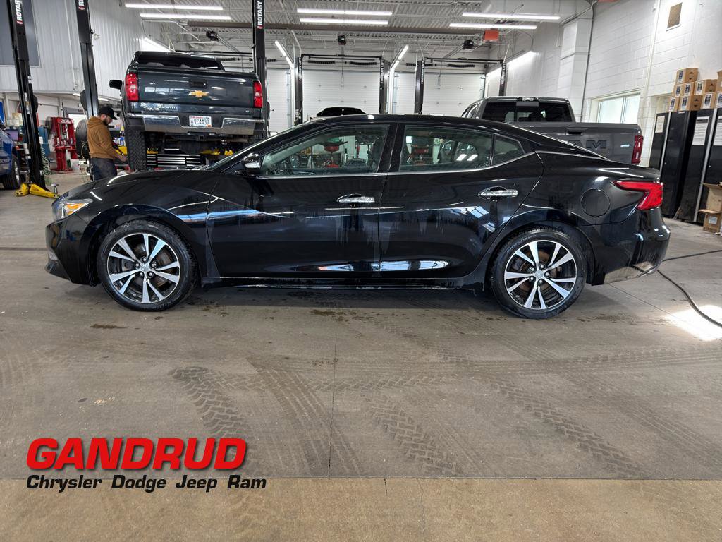 Used 2018 Nissan Maxima 3.5 SV image 1