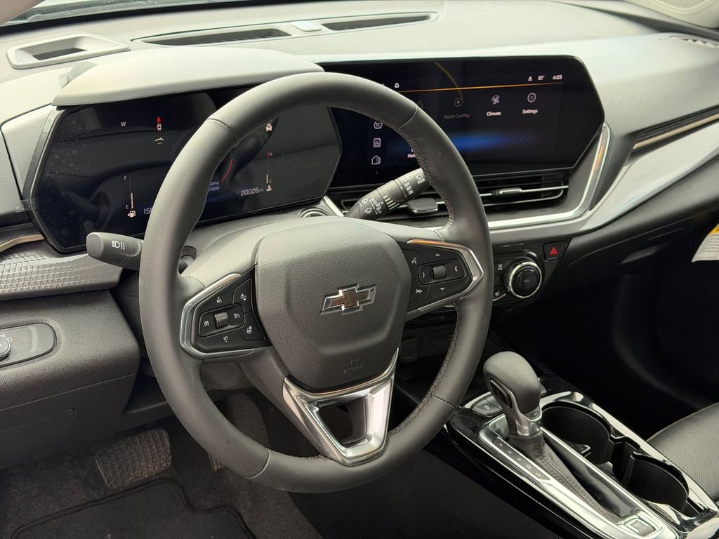 Used 2024 Chevrolet Trax ACTIV w/ Sunroof Package FWD image 24