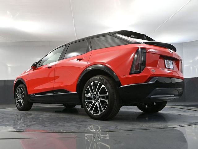 Used 2026 Cadillac Optiq Sport 1 w/ LPO, Floor Liner Package AWD/4WD image 53