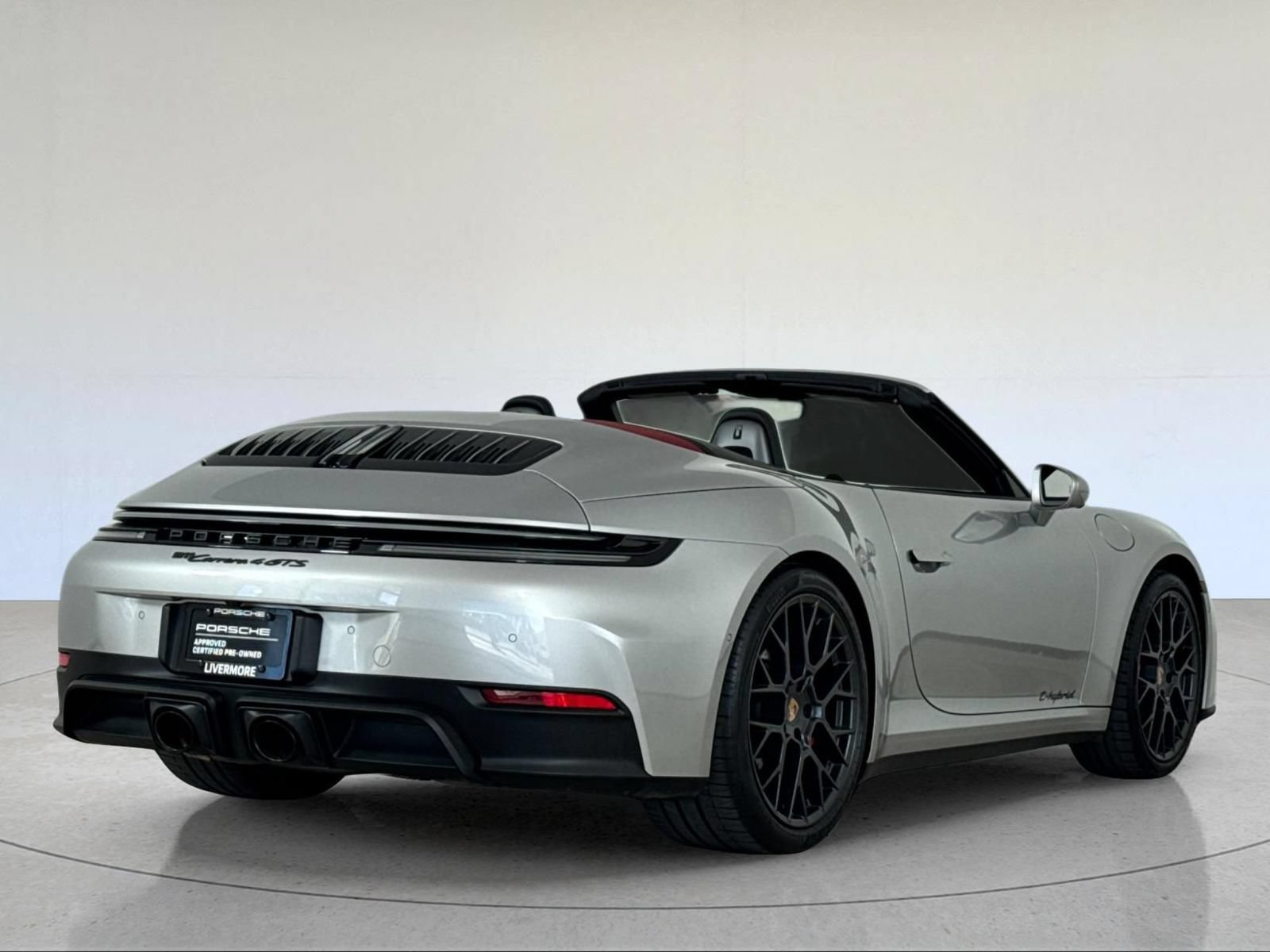 Certified 2025 Porsche 911 Carrera 4 GTS AWD/4WD image 8
