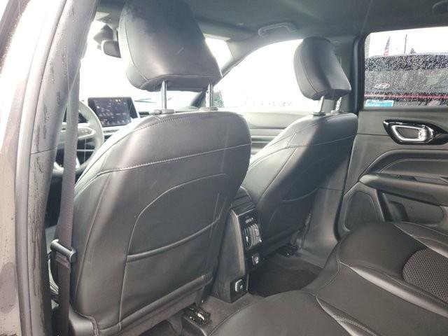 Used 2022 Jeep Compass Latitude image 18
