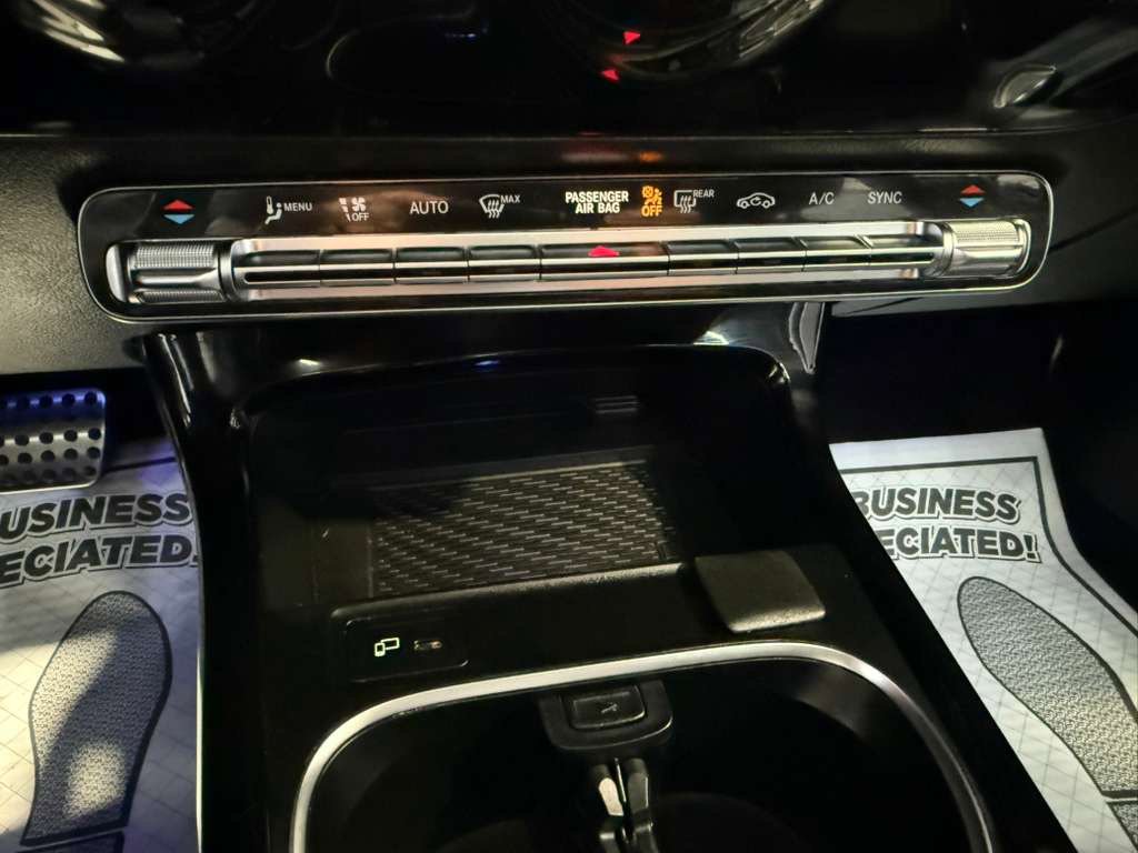 Used 2021 Mercedes-Benz A 220 w/ AMG Line image 19