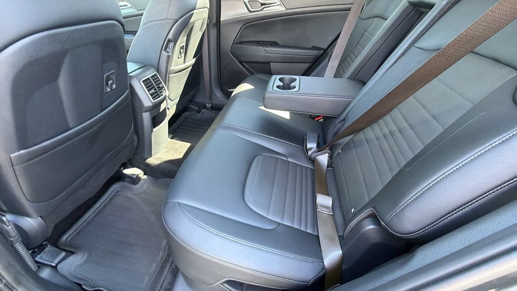 Used 2025 Kia Sportage SX Prestige AWD/4WD image 17