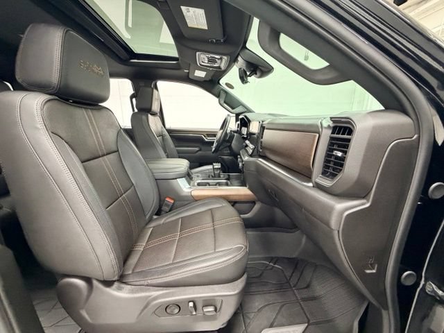 Certified 2024 Chevrolet Silverado 1500 High Country w/ High Country Premium Package AWD/4WD image 29