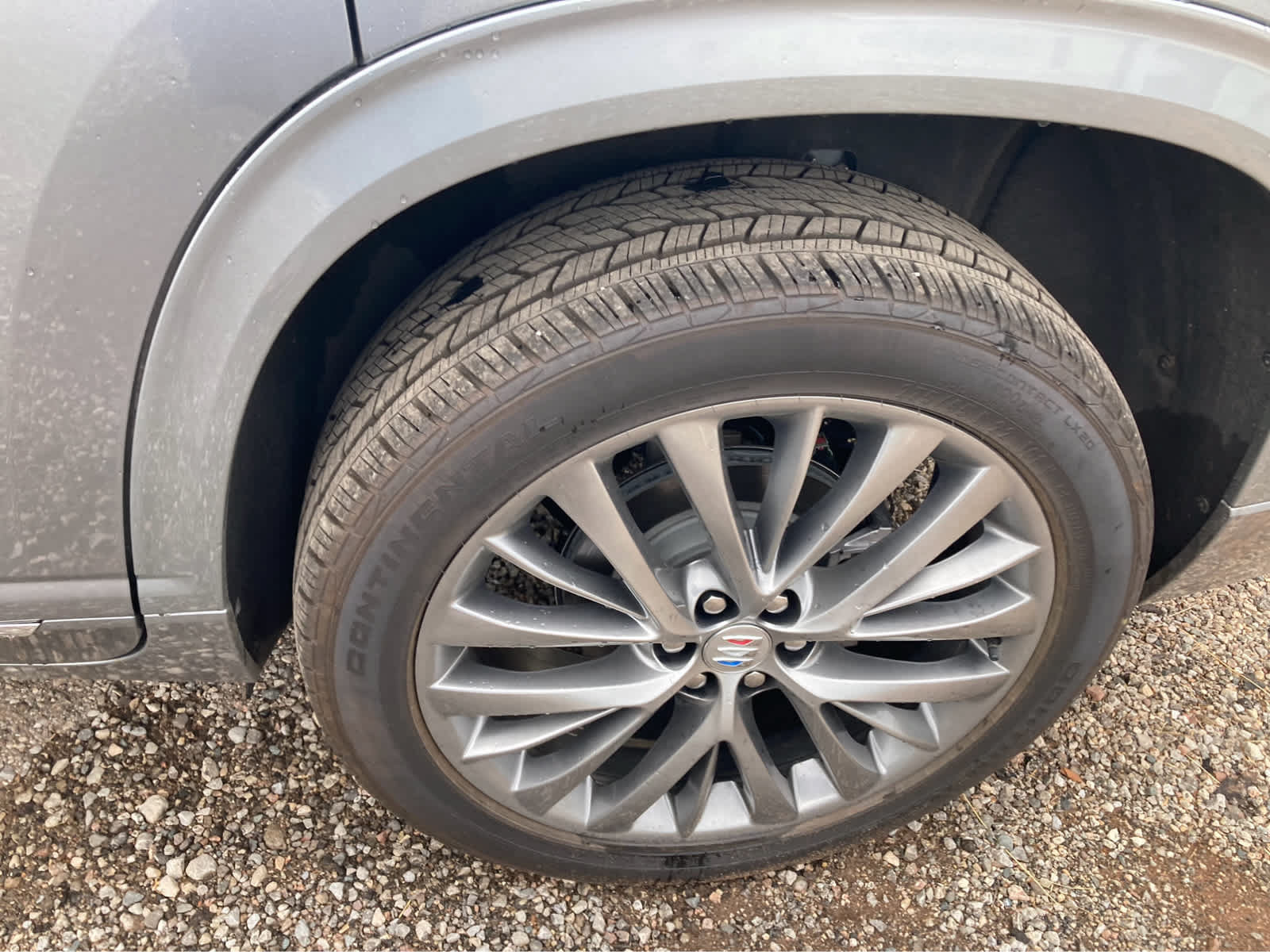 Used 2025 Buick Enclave Avenir AWD/4WD image 8