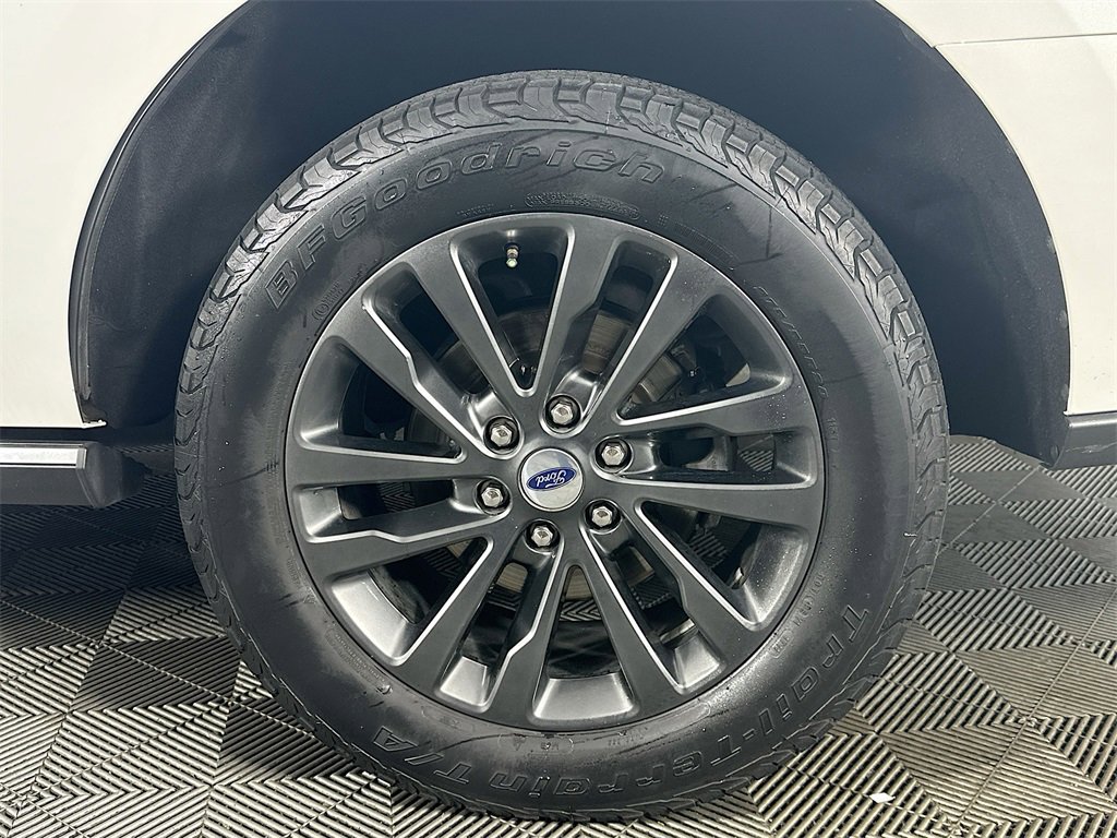 Used 2021 Ford Expedition Limited image 35