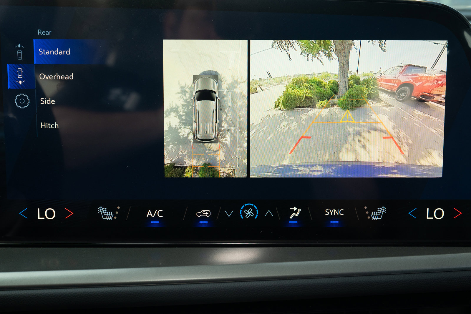 New 2026 Chevrolet Traverse LT w/ Driver Confidence Package image 26