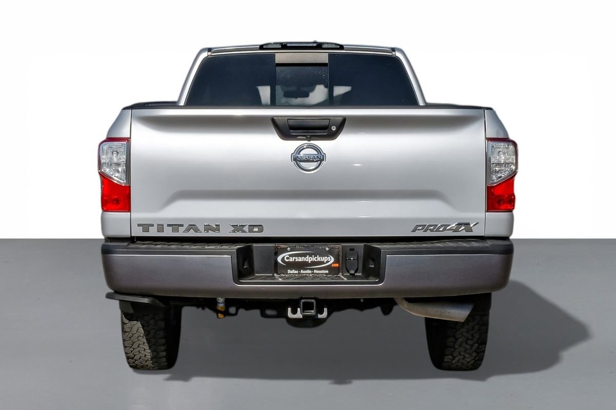 Used 2019 Nissan Titan PRO-4X image 8