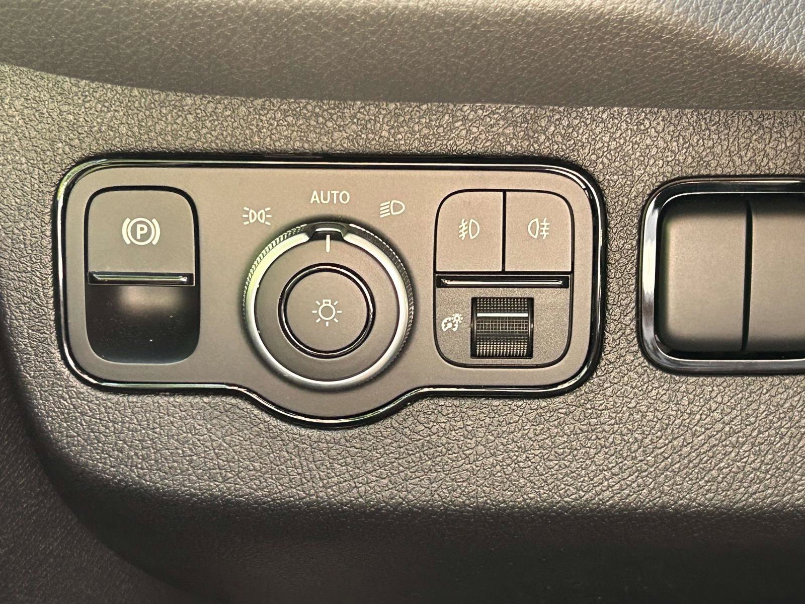New 2026 Mercedes-Benz Sprinter 2500 image 26