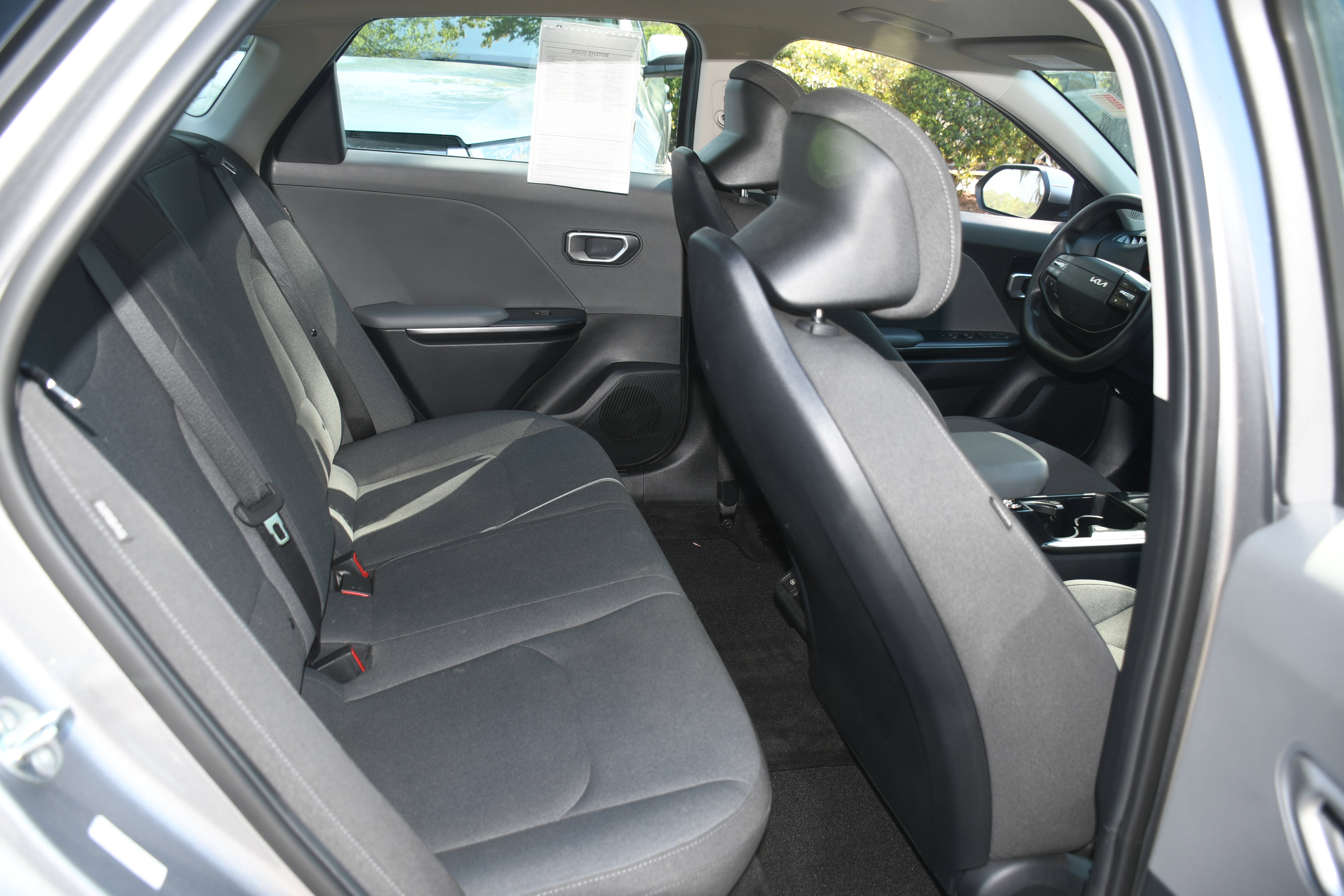 Used 2025 Kia K4 LXS image 17