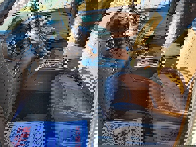 Used 2024 Ford Explorer King Ranch w/ Technology Package image 5