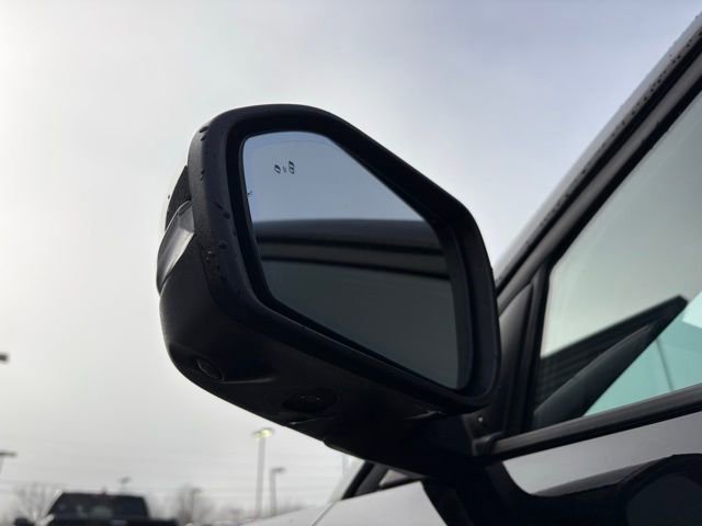 Used 2025 Ford Explorer ST image 14