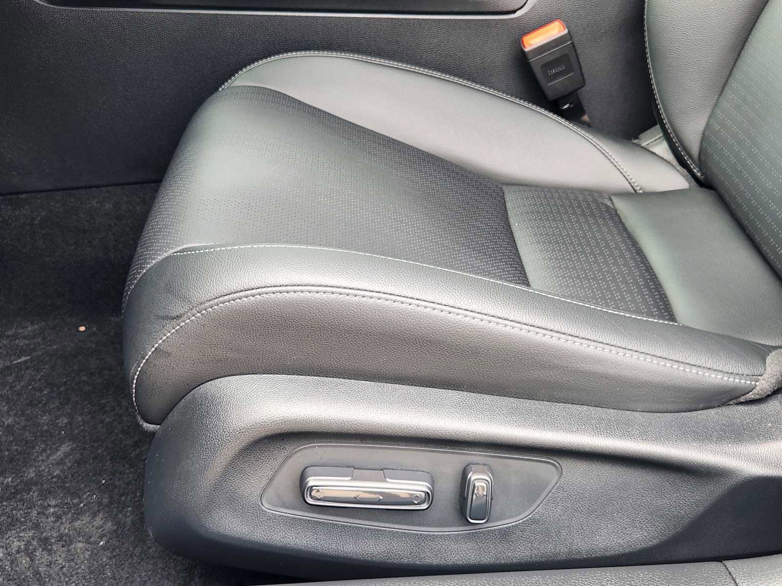Used 2025 Honda Civic Sport Touring image 24