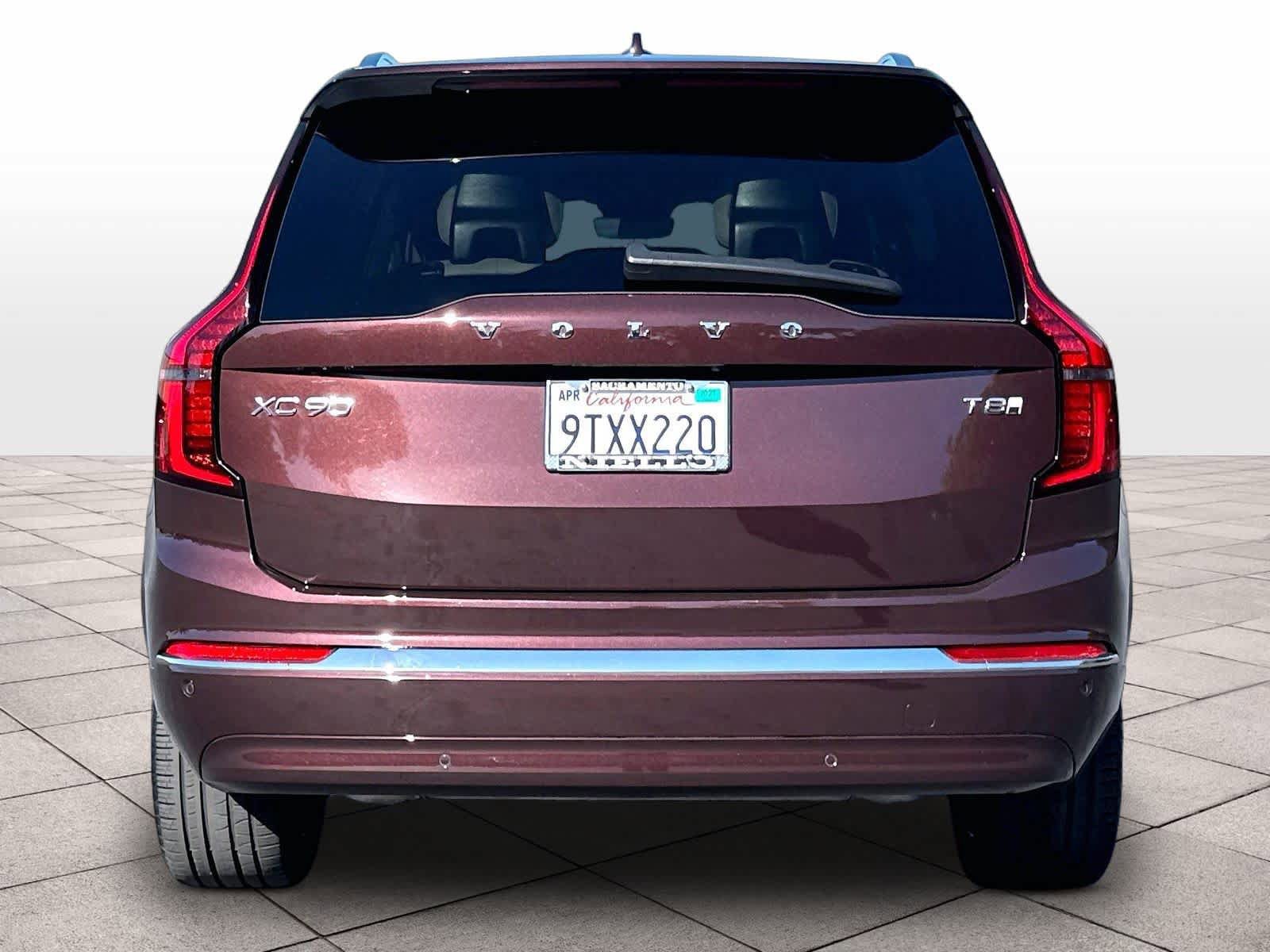 Used 2025 Volvo XC90 T8 Ultra AWD/4WD image 7