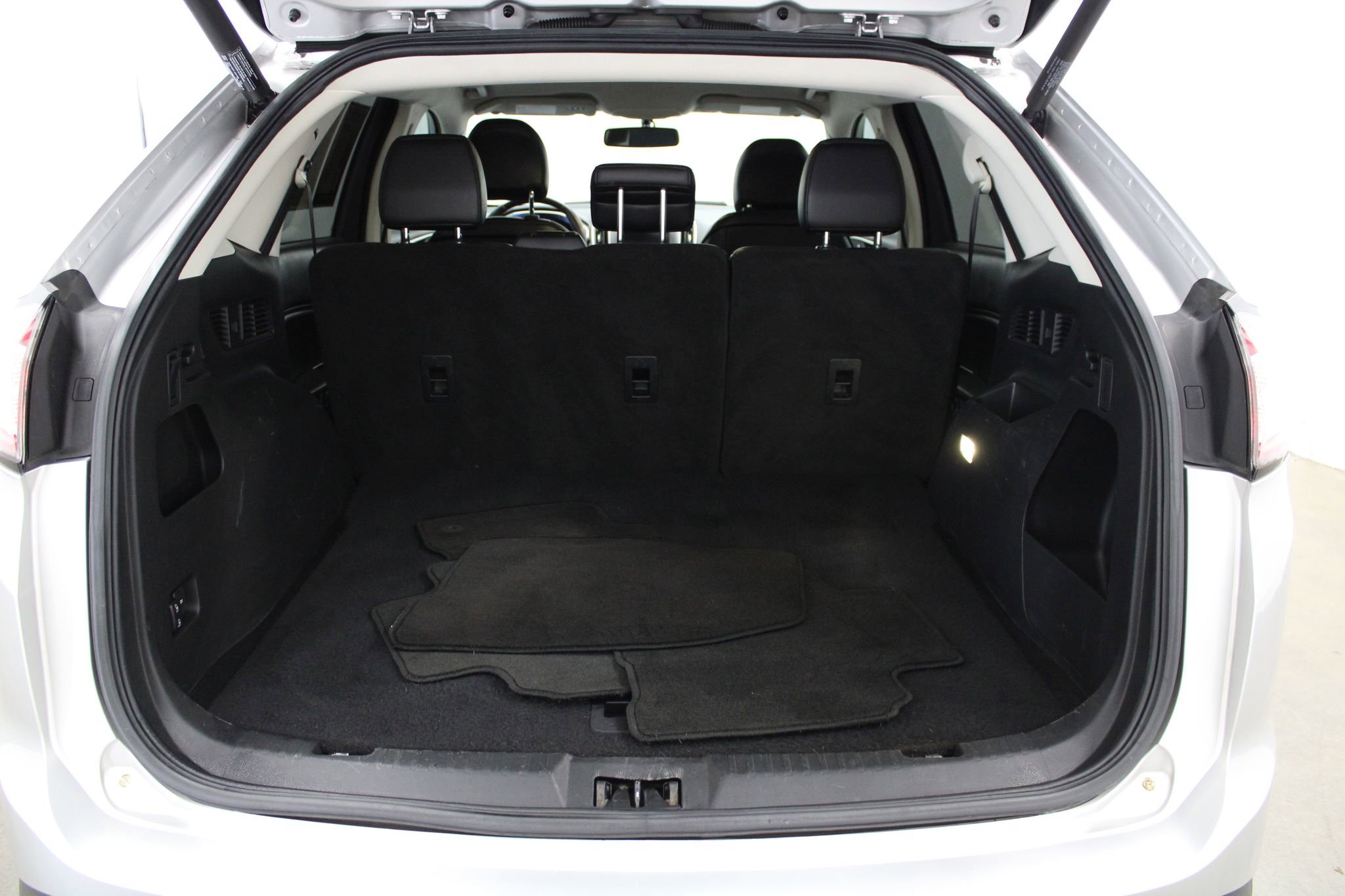 Used 2015 Ford Edge SEL w/ Equipment Group 201A AWD/4WD image 22