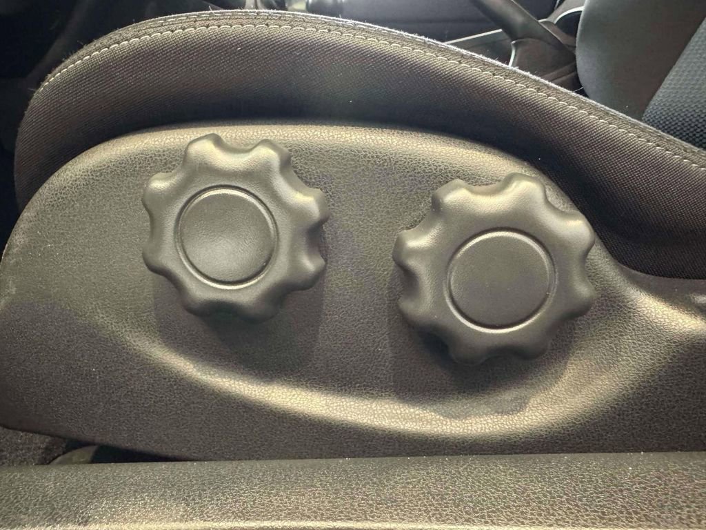 Certified 2024 Nissan Z Sport w/ Floor Mat Package image 13