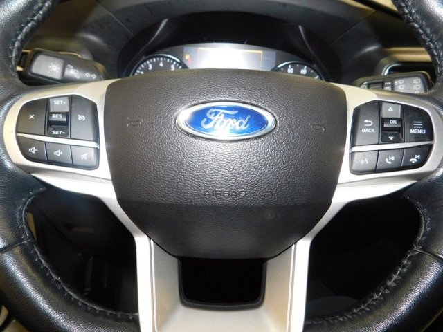 Used 2022 Ford Explorer XLT w/ Equipment Group 202A image 29