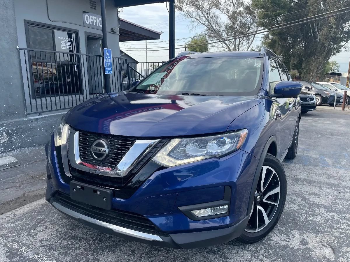 Used 2019 Nissan Rogue SL w/ Premium Package