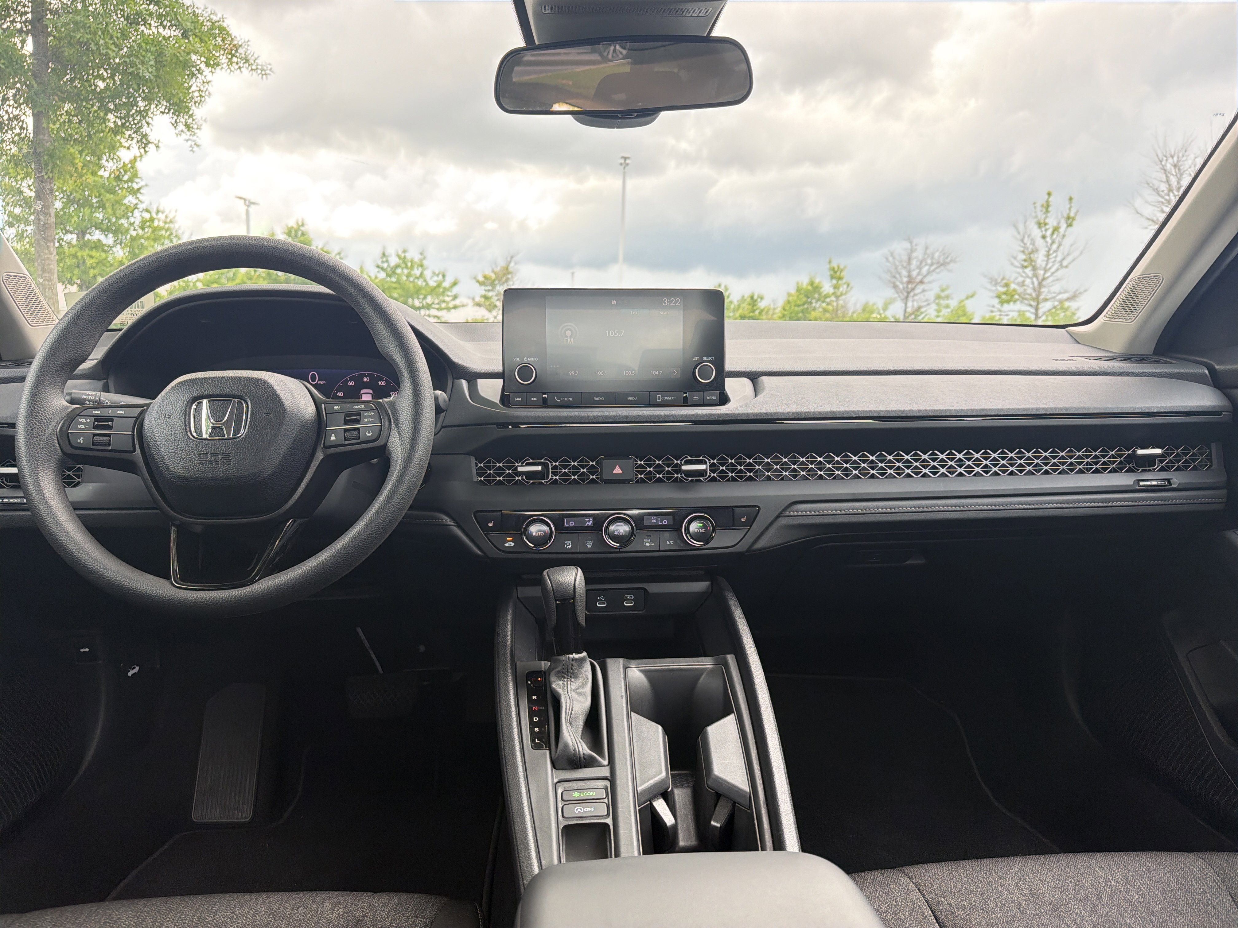 Certified 2025 Honda Accord SE image 29