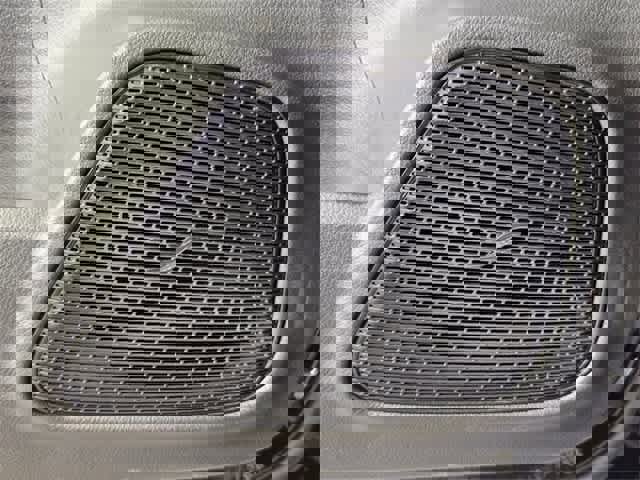 Used 2025 Mercedes-Benz GLB 250 GLB 250 image 33