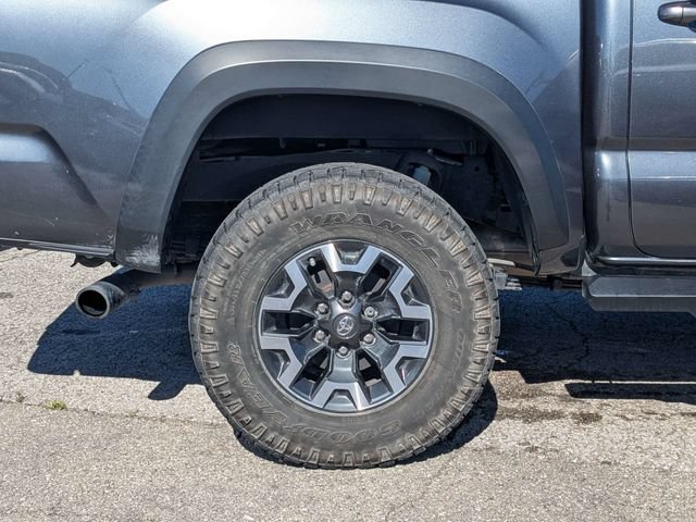 Used 2022 Toyota Tacoma TRD Off-Road w/ Technology Package RWD image 10