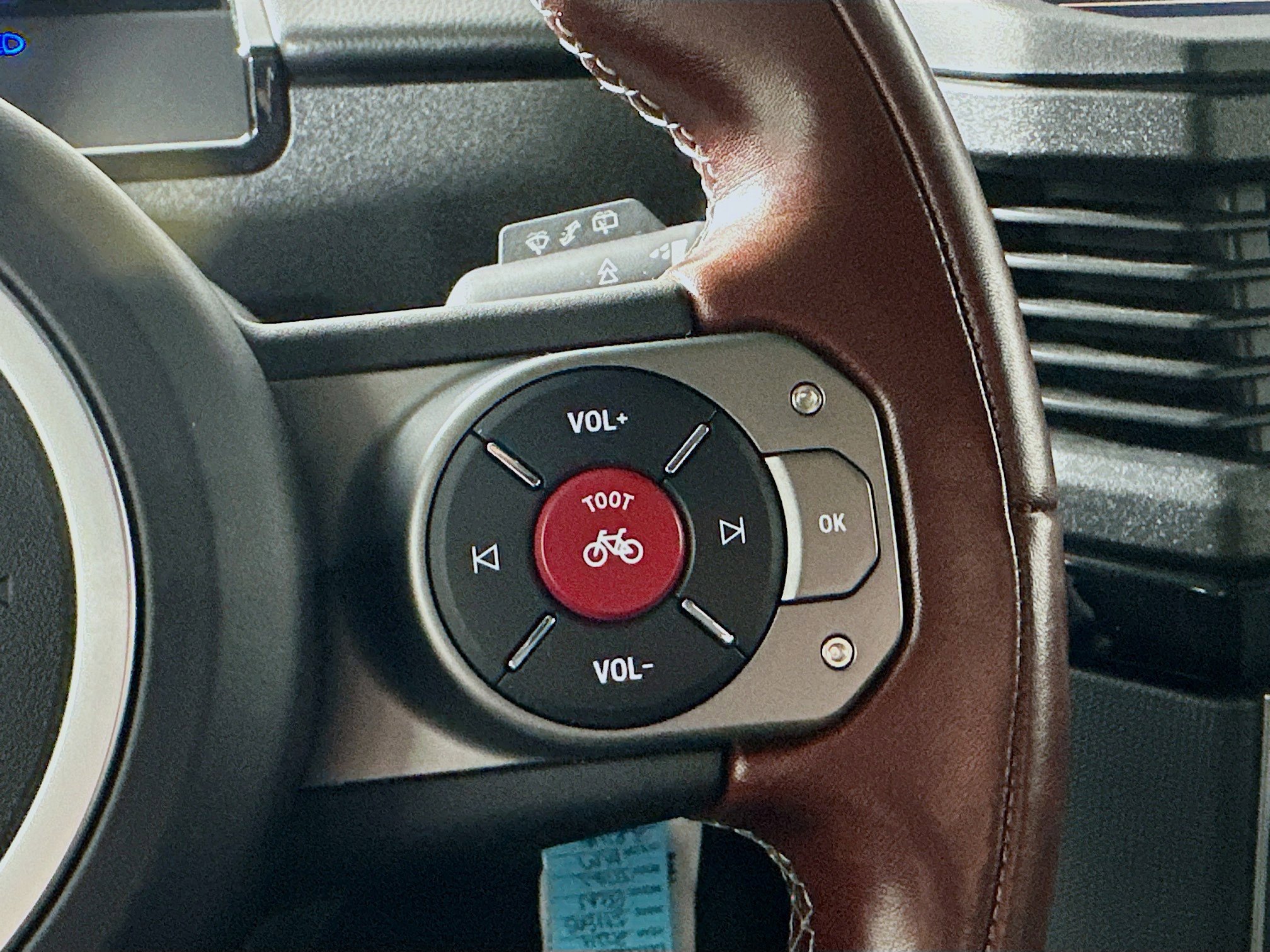 Used 2024 INEOS Grenadier image 20