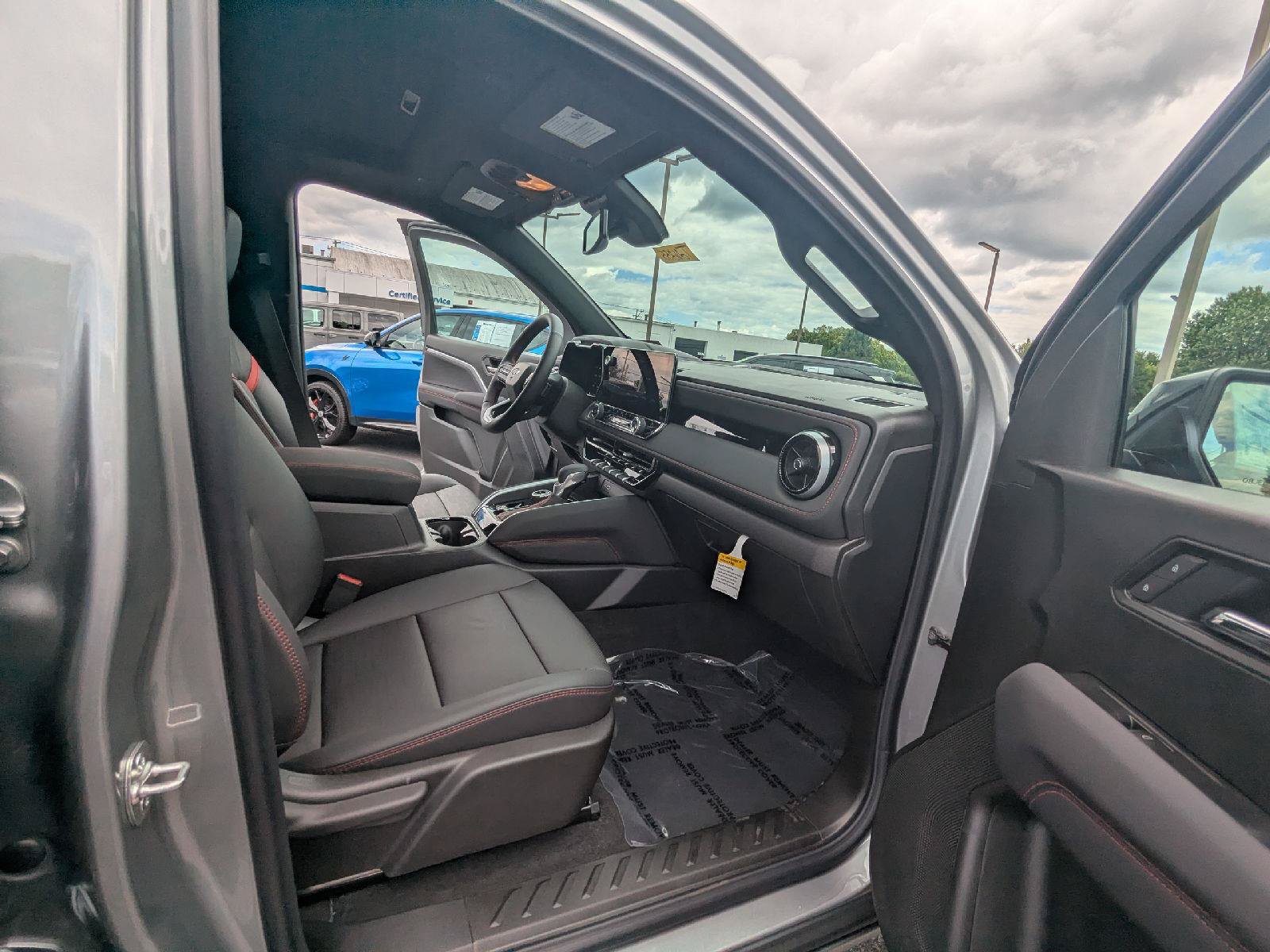 New 2026 Chevrolet Colorado Z71 w/ Z71 Convenience Package 2 AWD/4WD image 55