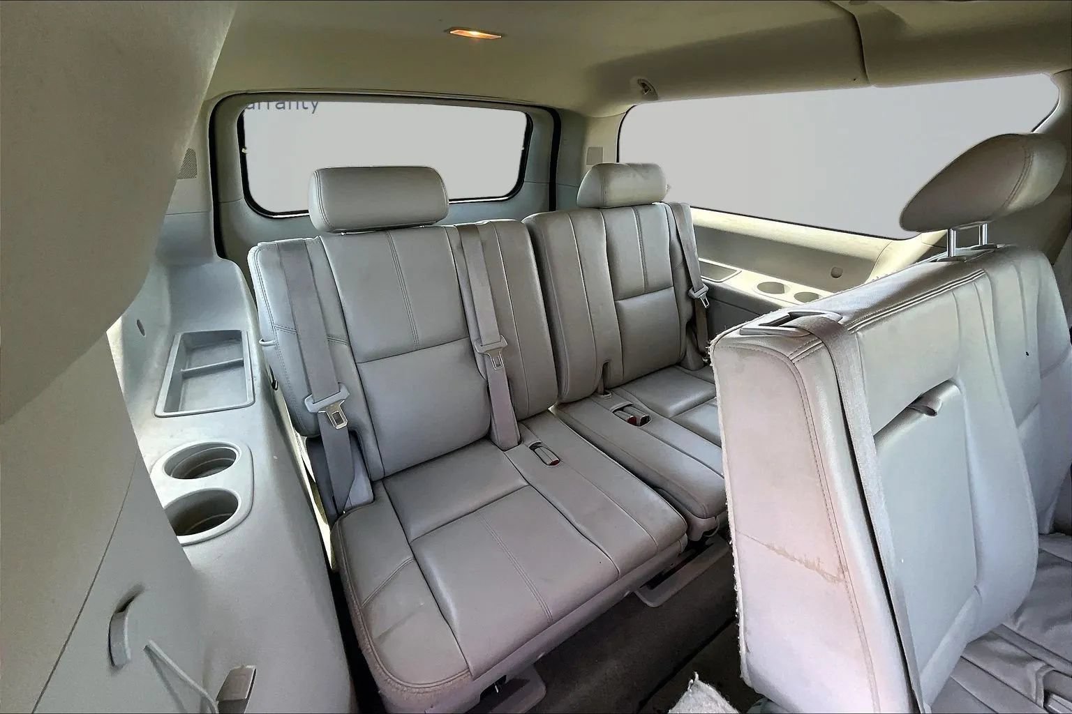 Used 2010 Chevrolet Suburban LT AWD/4WD image 27