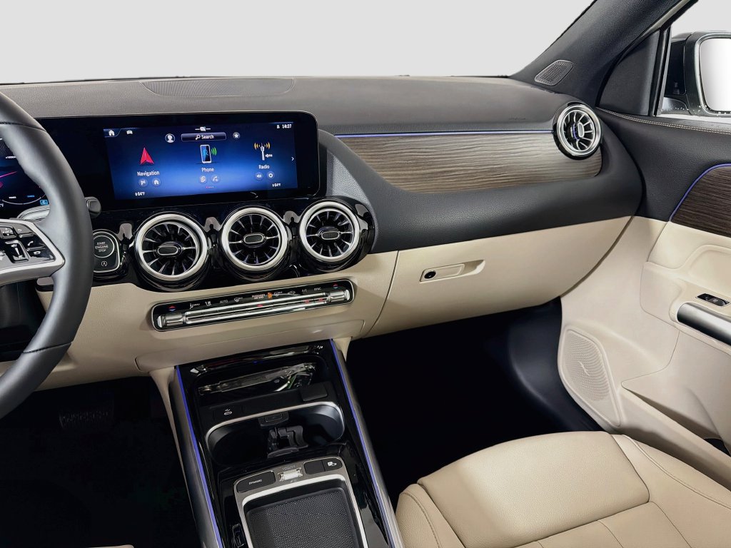 New 2026 Mercedes-Benz GLA 250 4MATIC image 27