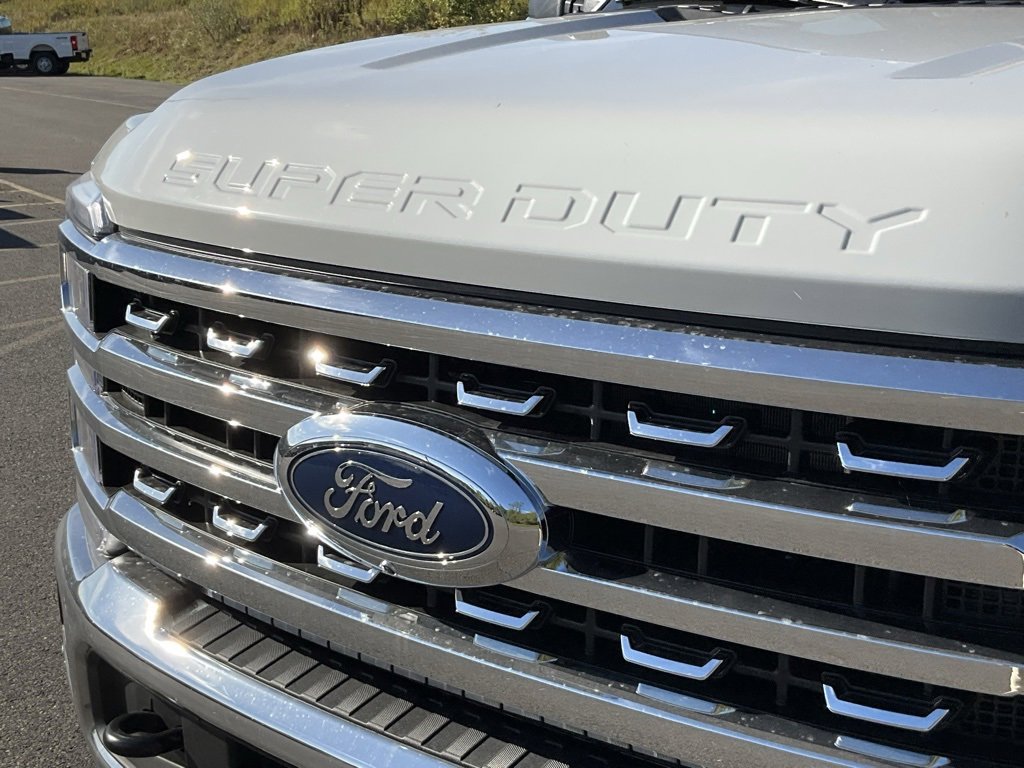 New 2026 Ford F350 Lariat image 23