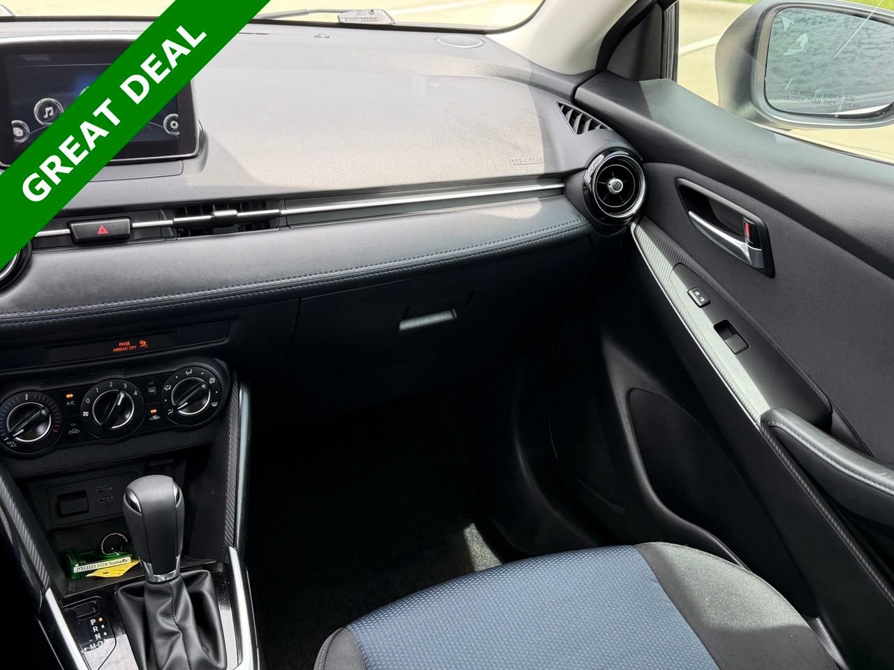 Used 2018 Toyota Yaris iA FWD image 11
