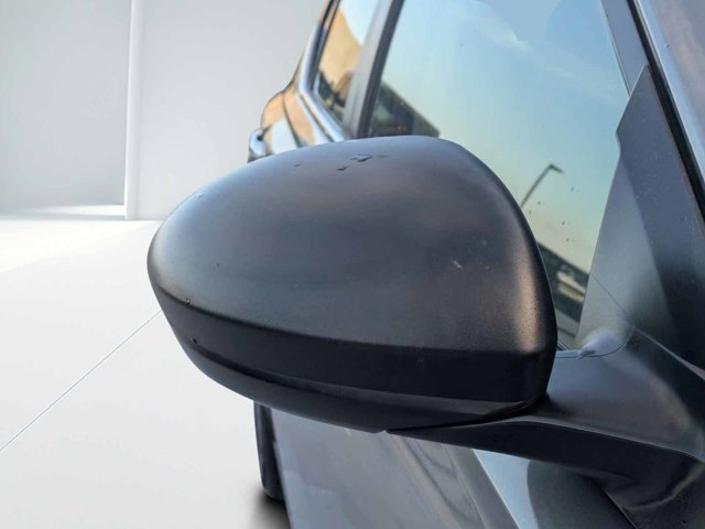 Used 2024 Nissan Altima 2.5 SV image 10