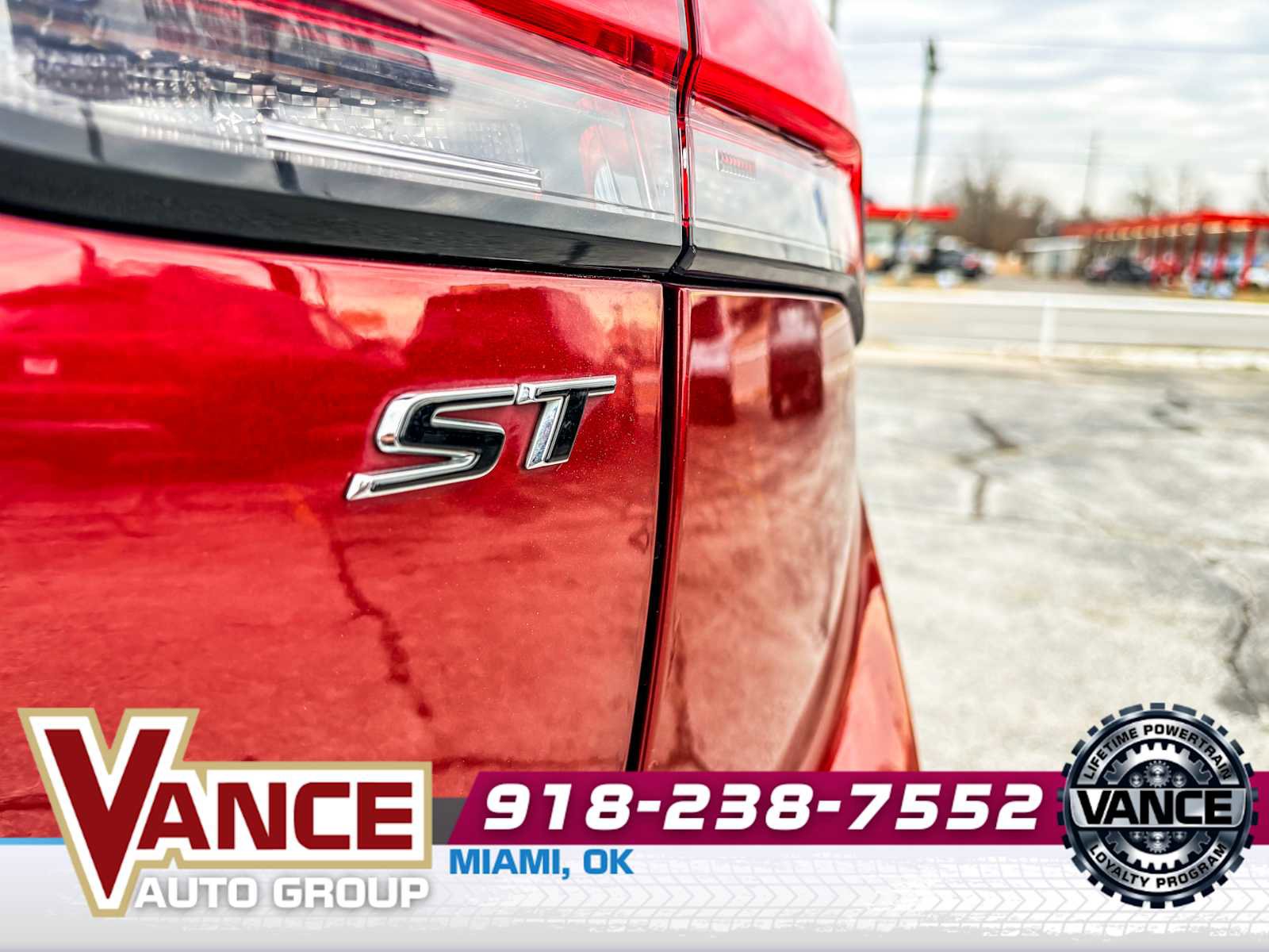 Used 2021 Buick Envision Essence w/ Technology Package I image 9