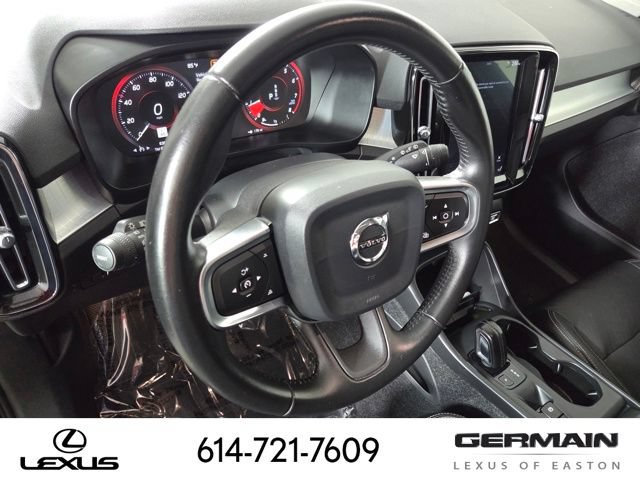 Used 2019 Volvo XC40 T5 Momentum AWD/4WD image 18