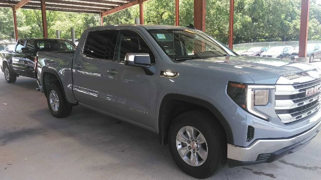 Used 2024 GMC Sierra 1500 SLE RWD image 5