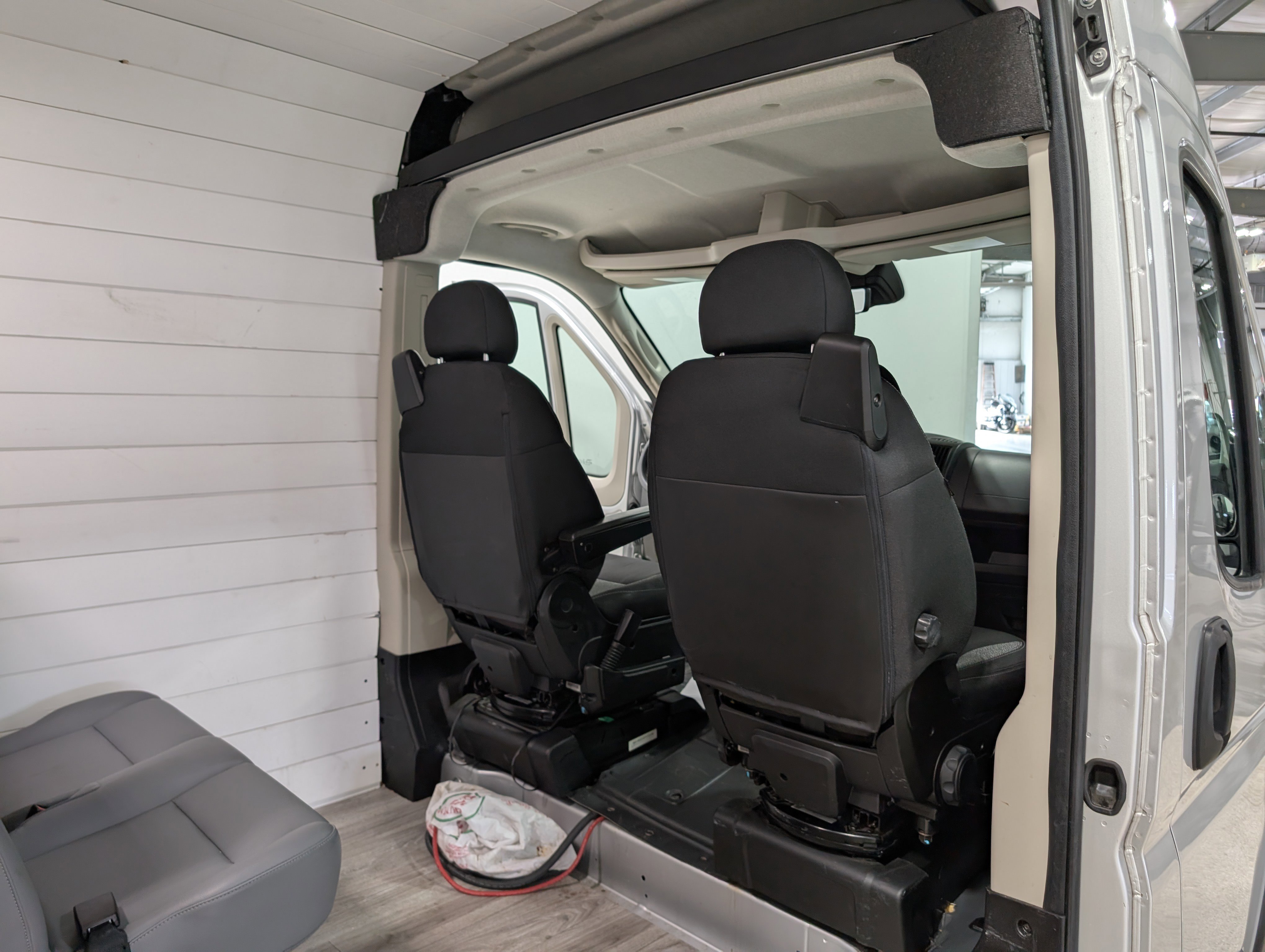 Used 2021 RAM ProMaster 3500 w/ RV Ready Prep Package FWD image 18