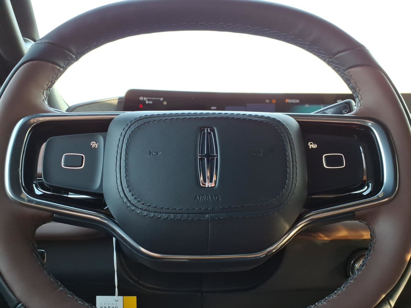 New 2026 Lincoln Navigator L Reserve AWD/4WD image 26