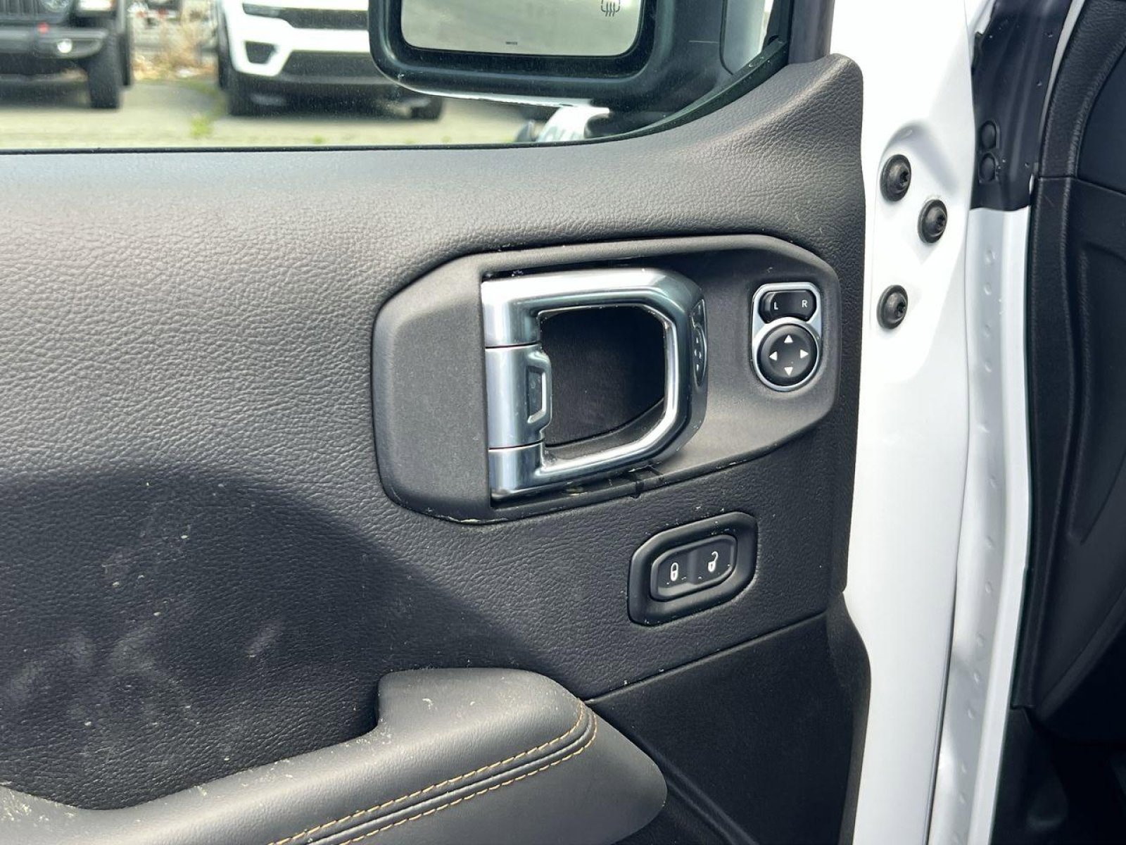 New 2025 Jeep Wrangler Unlimited Rubicon 392 image 10