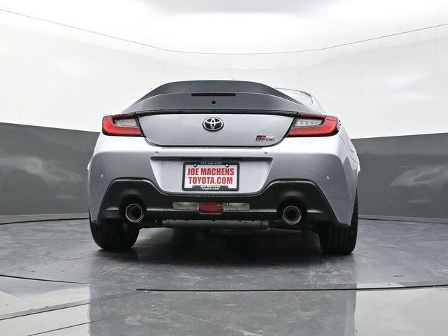 New 2025 Toyota GR86 Premium RWD image 28