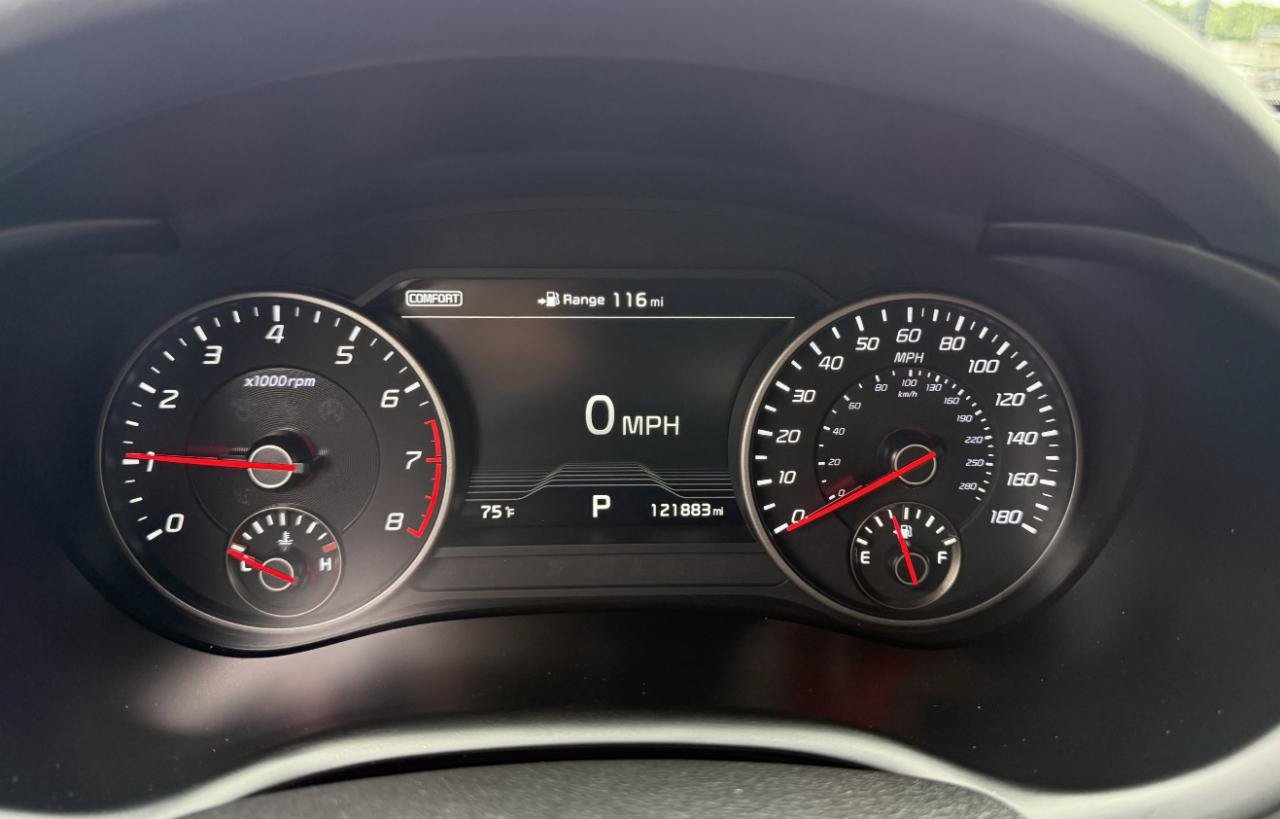 Used 2019 Kia Stinger GT1 RWD image 17