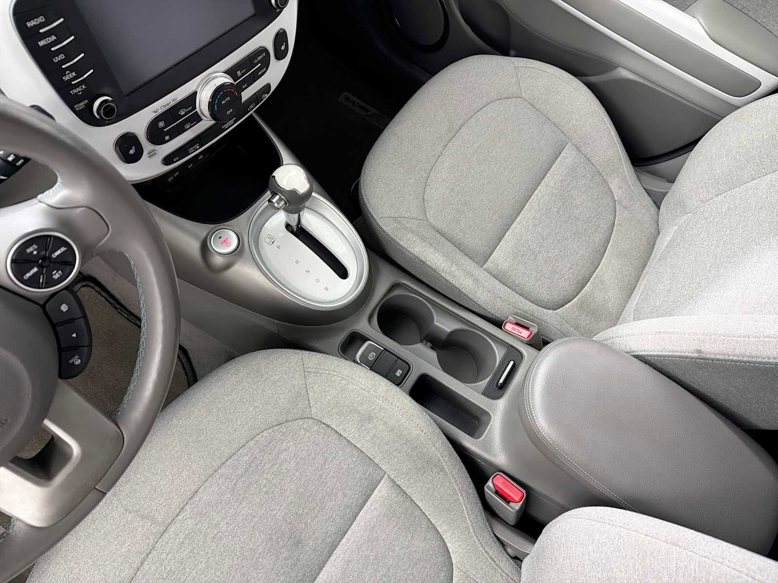 Used 2015 Kia Soul EV image 21